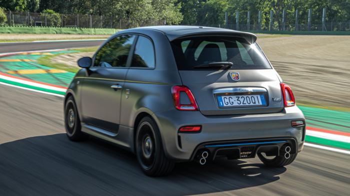 Επετειακό Abarth 595 από 22.250€ στην Ελλάδα 